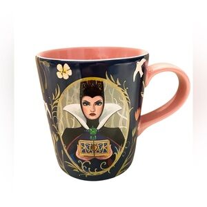 Snow White and the Evil Queen Mug - New with Tags
